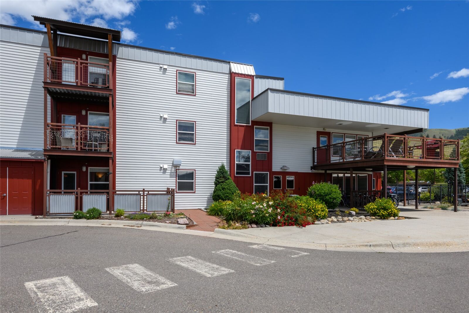 Property Photo:  801 N Orange Street 101  MT 59802 