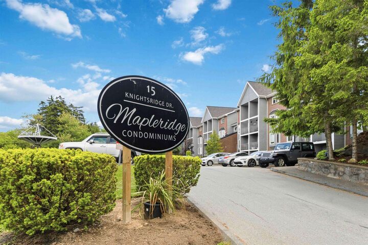 Property Photo: 303 15 Knightsridge Drive NS B3M 3S9