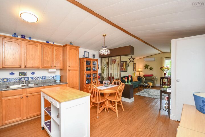 Property Photo:  1526 Woodbine Drive  NS B4E 2M9 