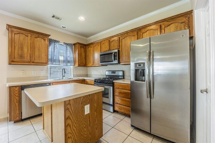 Property Photo: 6418 Miranda Drive TX 76131
