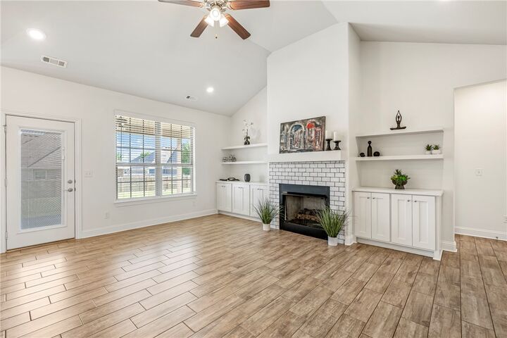 Property Photo:  1041 Ashmore Landing Loop  AR 72719 