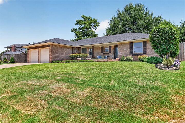 Property Photo:  1539 Winding Creek Road  OK 73160 