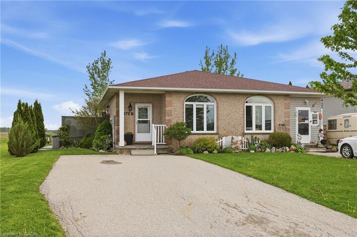 Property Photo:  172 B King Street E  ON N0A 1H0 