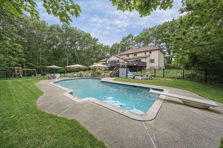 Property Photo: 42 Eisenhower Dr MA 02067