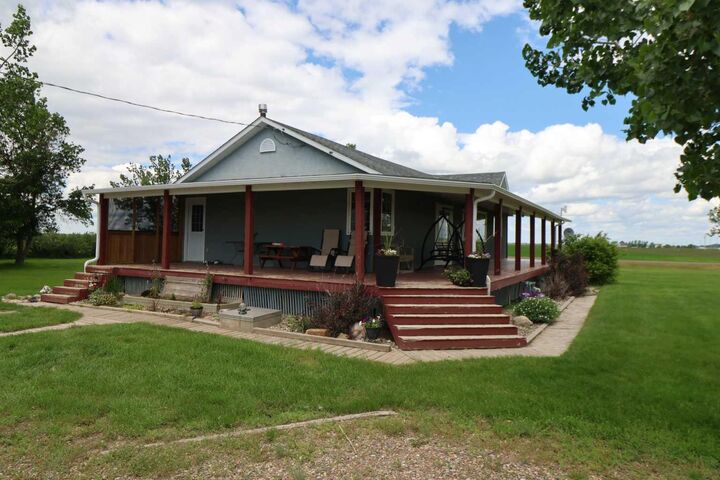 Property Photo: 85080 RR 165 AB T1G 2C6