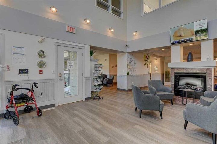 Property Photo:  10402 111 Street 424  AB T8V 8G4 