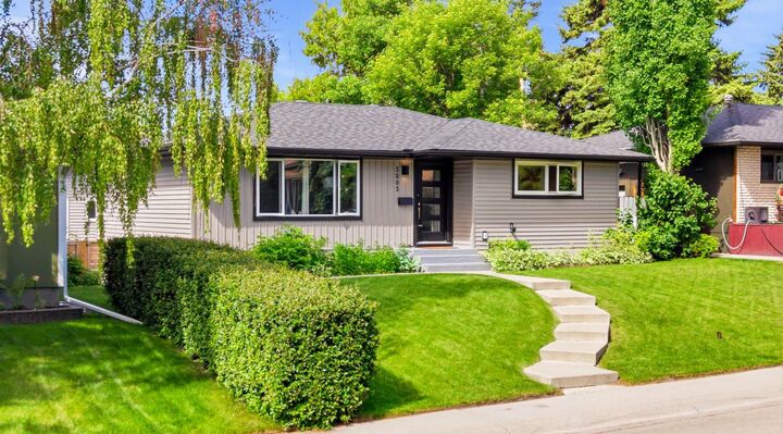 Property Photo: 5003 Brockington Road NW AB T2L 1R7