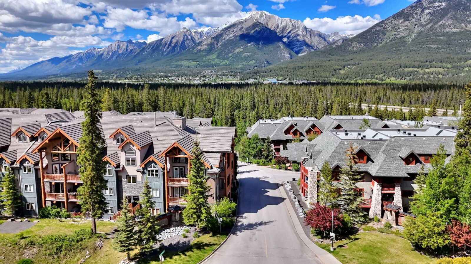 Property Photo: 175 Crossbow Place 107 AB T1W 3H7