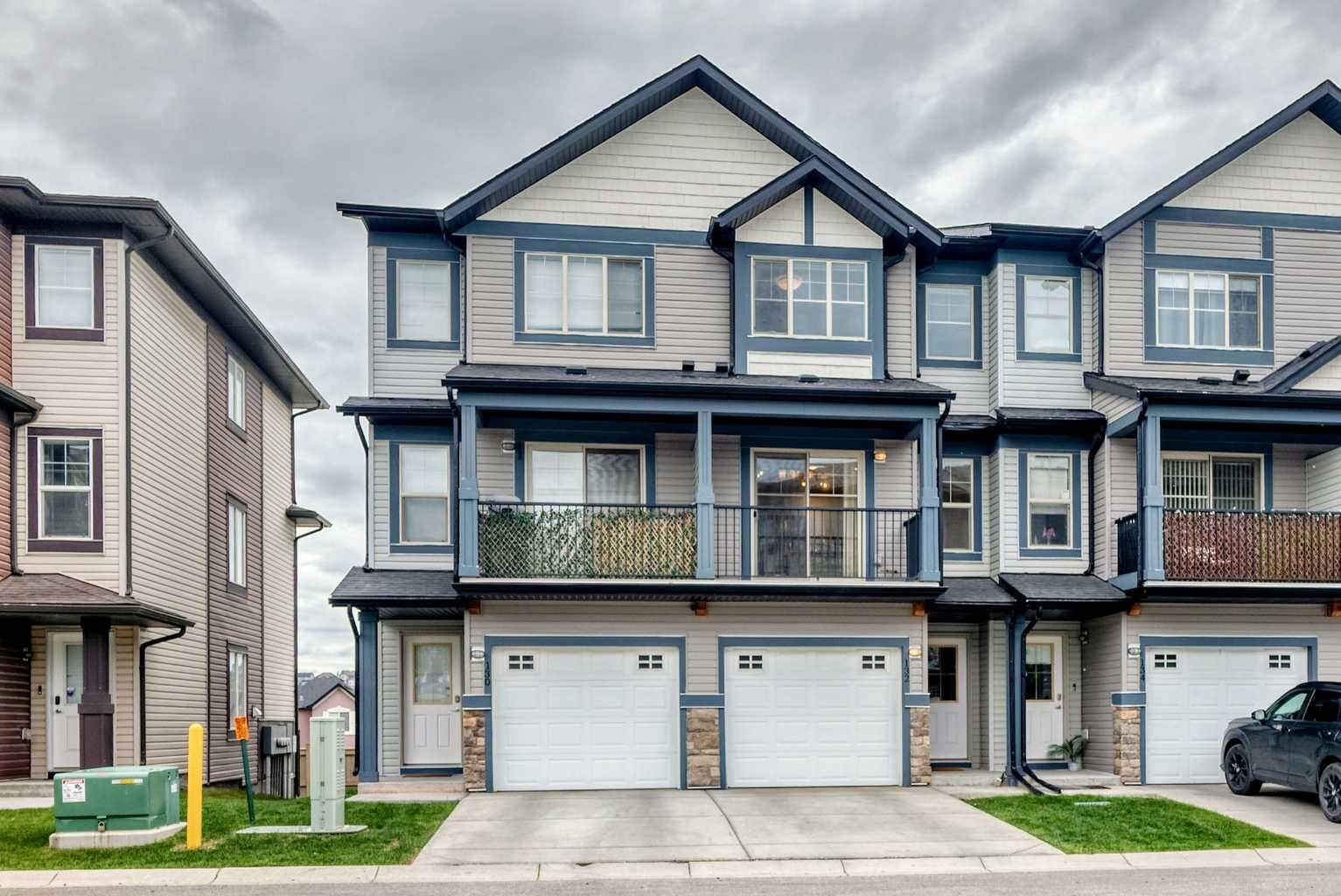 Property Photo:  132 Sage Hill Grove NW  AB T3R 0Z8 