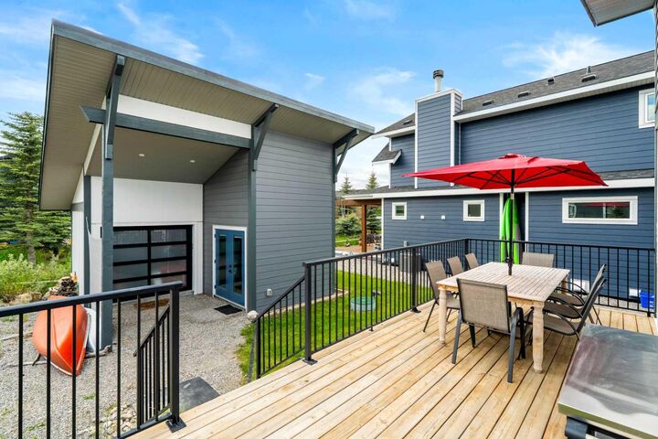Property Photo:  307 Cottageclub Green  AB T4C 1B2 