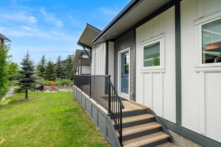 Property Photo: 307 Cottageclub Green AB T4C 1B2