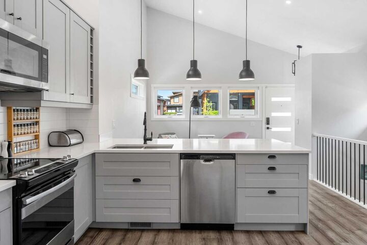 Property Photo:  307 Cottageclub Green  AB T4C 1B2 