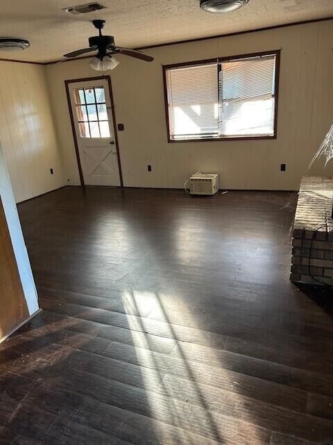 Property Photo:  446 Earl Perkins  LA 70656 