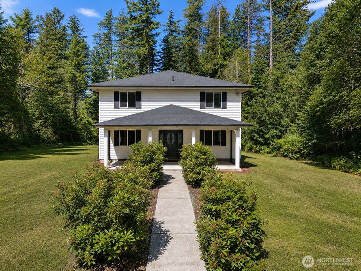 Property Photo:  20820  127th Avenue E  WA 98338 