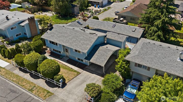 Property Photo:  502  Kincaid Avenue  WA 98390 