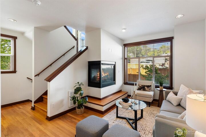 Property Photo: 2400 W Boston Street WA 98199