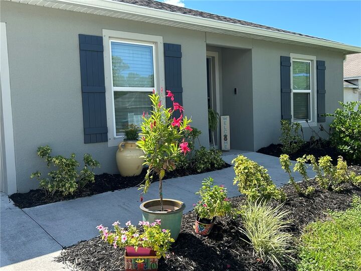 Property Photo: 1014 Hammacher Avenue SW FL 32908