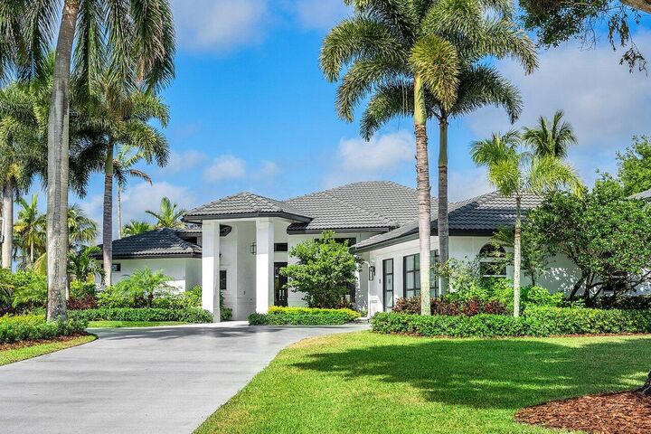 Property Photo: 8331 Sawpine Road FL 33446