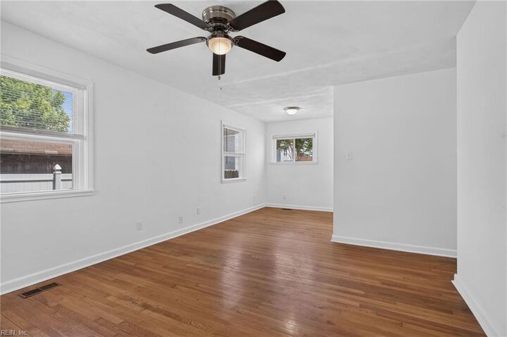 Property Photo: 225 Castlewood Rd VA 23702