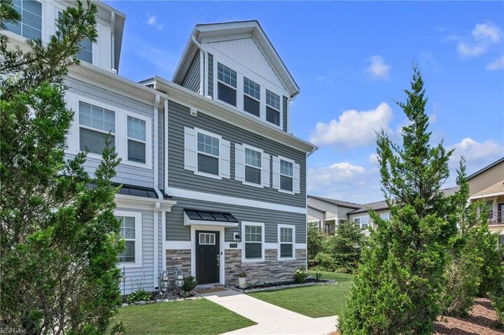 Property Photo: 1701 Pasture Pl VA 23323