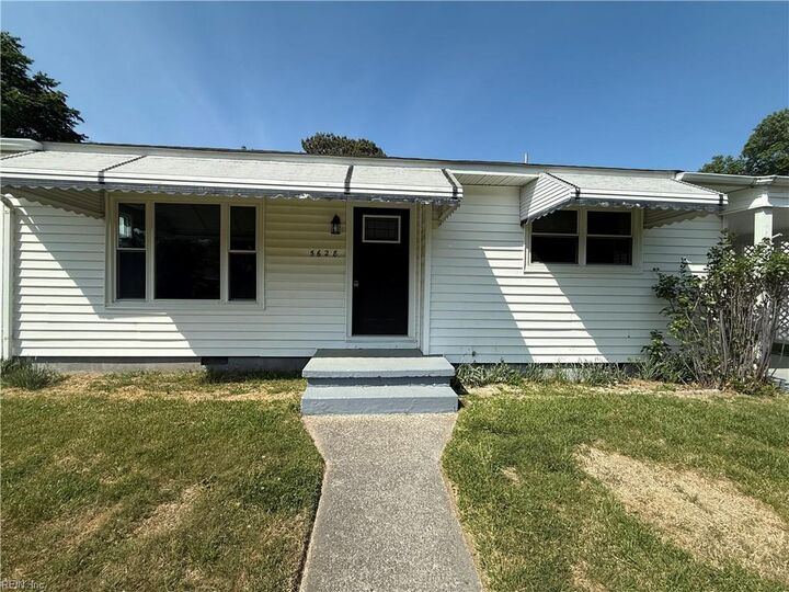 Property Photo: 5628 Aurora Dr VA 23455