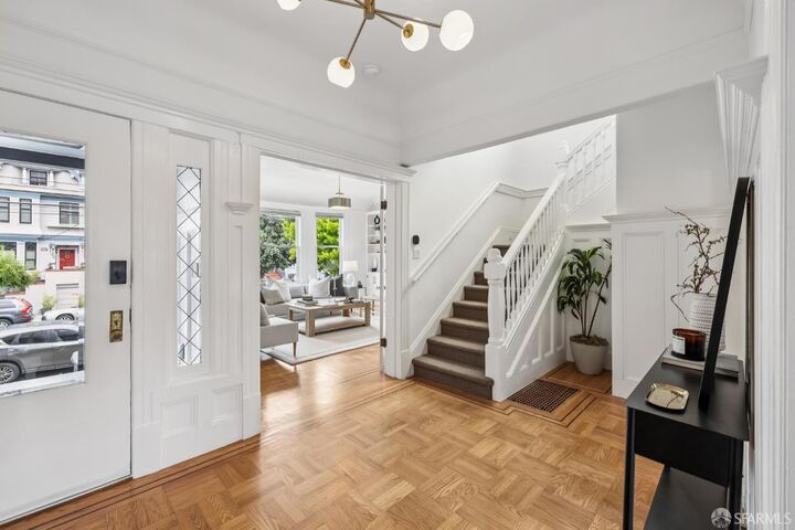 Property Photo: 550 4th Avenue CA 94118