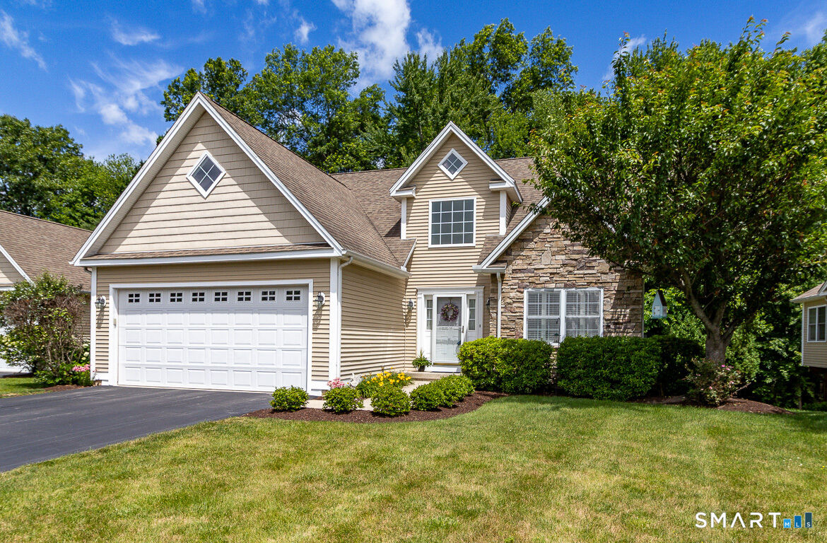 Property Photo:  9 Streamside Lane 9  CT 06037 