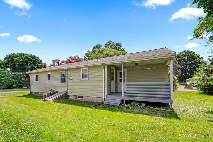 Property Photo:  130 Florence Street  CT 06110 