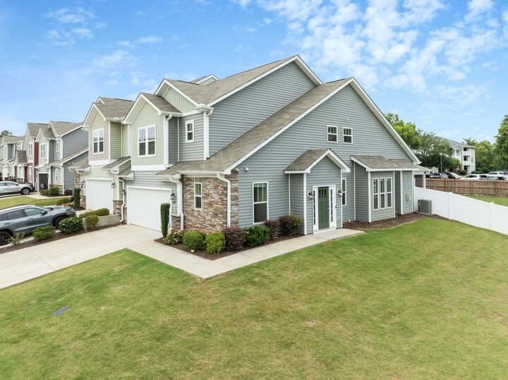 Property Photo: 407 Albemarle Lane SC 29650