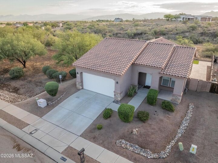 Property Photo: 16979 S Mesa Shadows Drive AZ 85641