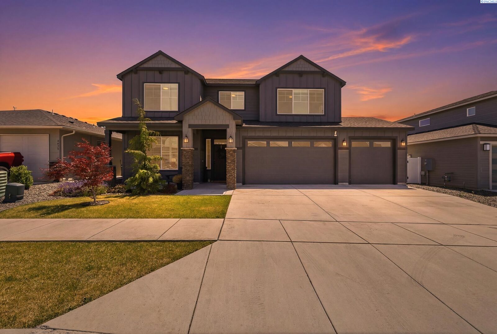 Property Photo: 4689 White Drive WA 99352