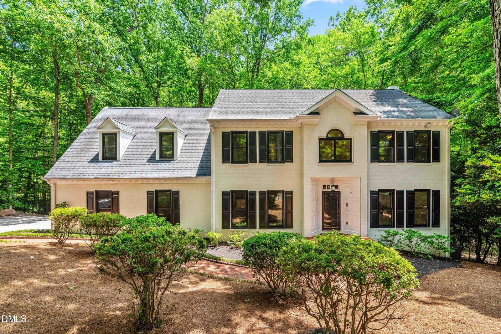 Property Photo:  701 Presnell Court  NC 27615 
