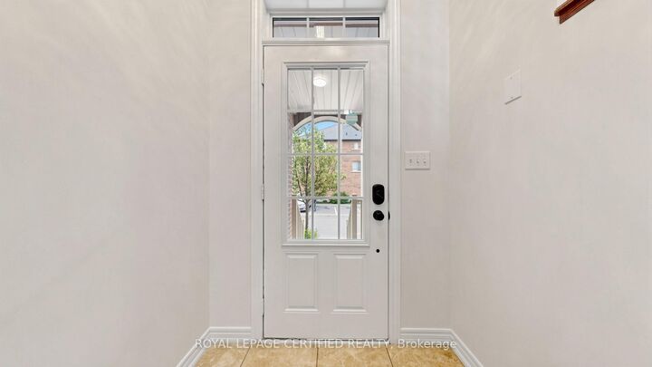 Property Photo: 1380 Granrock Crescent ON L5V 0E1