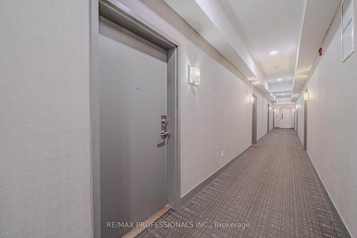 Property Photo: 5155 Sheppard East Avenue 401 ON M1B 0C8