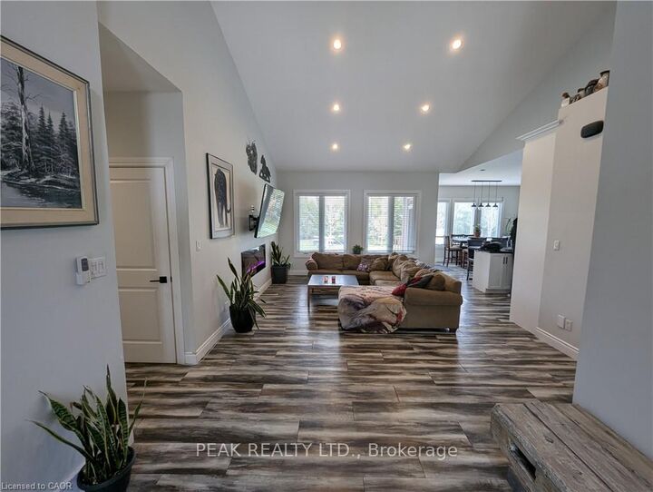 Property Photo: 38812 Vienna Street ON N0M 2R0