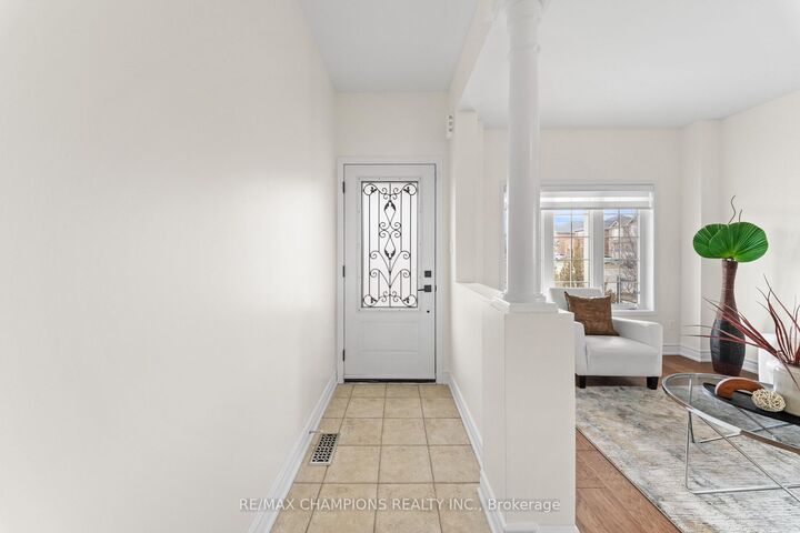 Property Photo: 42 Abbotsbury Drive ON L6X 0S3