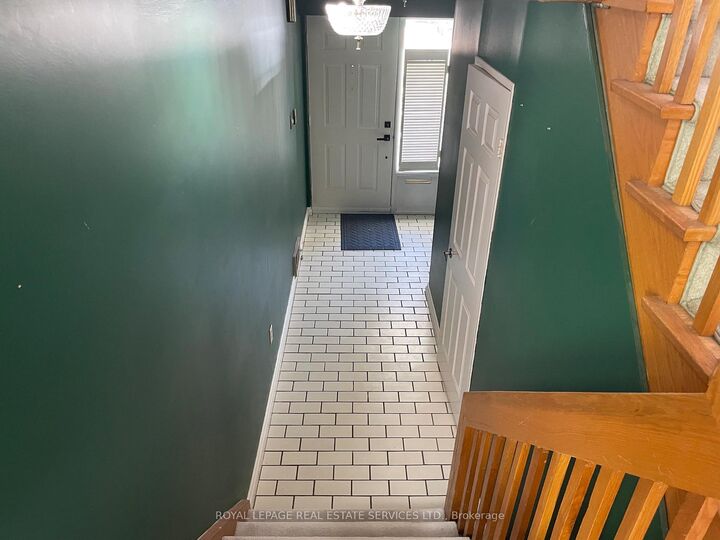 Property Photo: 48 Granby Street 6 ON M5B 2J5