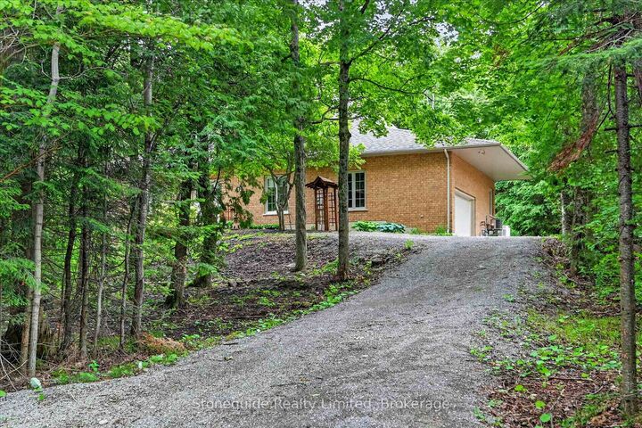 Property Photo: 761 Cedarhurst Drive ON K9J 0C5