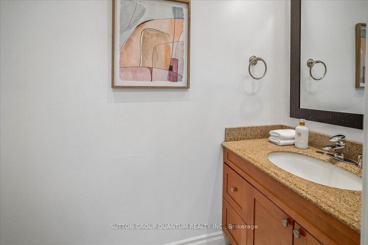 Property Photo: 1023 Runnymead Crescent ON L6M 1C5