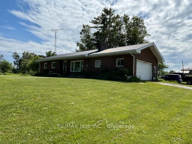 Property Photo: 224 Christiani Road ON K0K 1H0