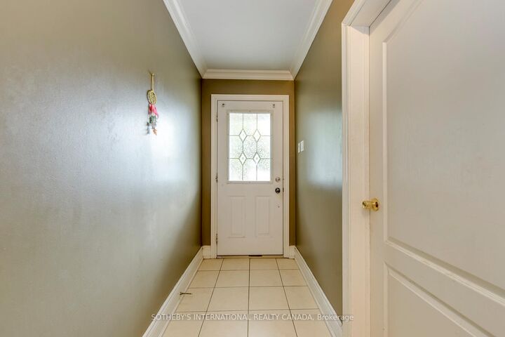 Property Photo: 66 Twenty Ninth Street ON M8W 3B2