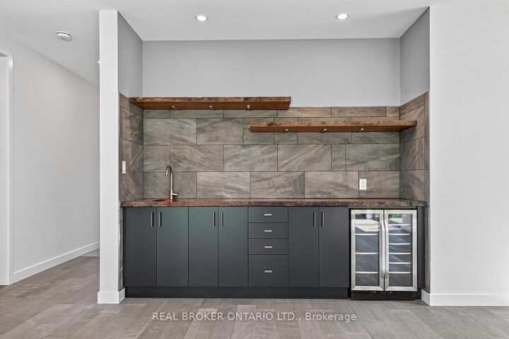 Property Photo: 2068 Richmond Road ON K7A 4S7
