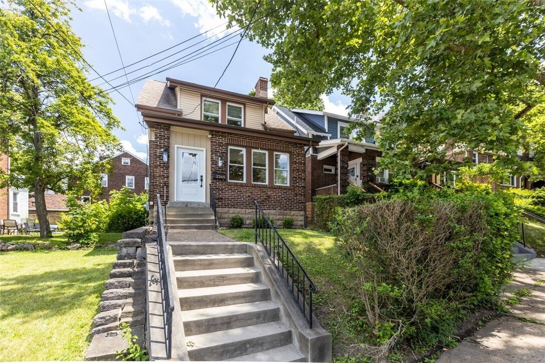 Property Photo:  2265 Tilbury Avenue  PA 15217 