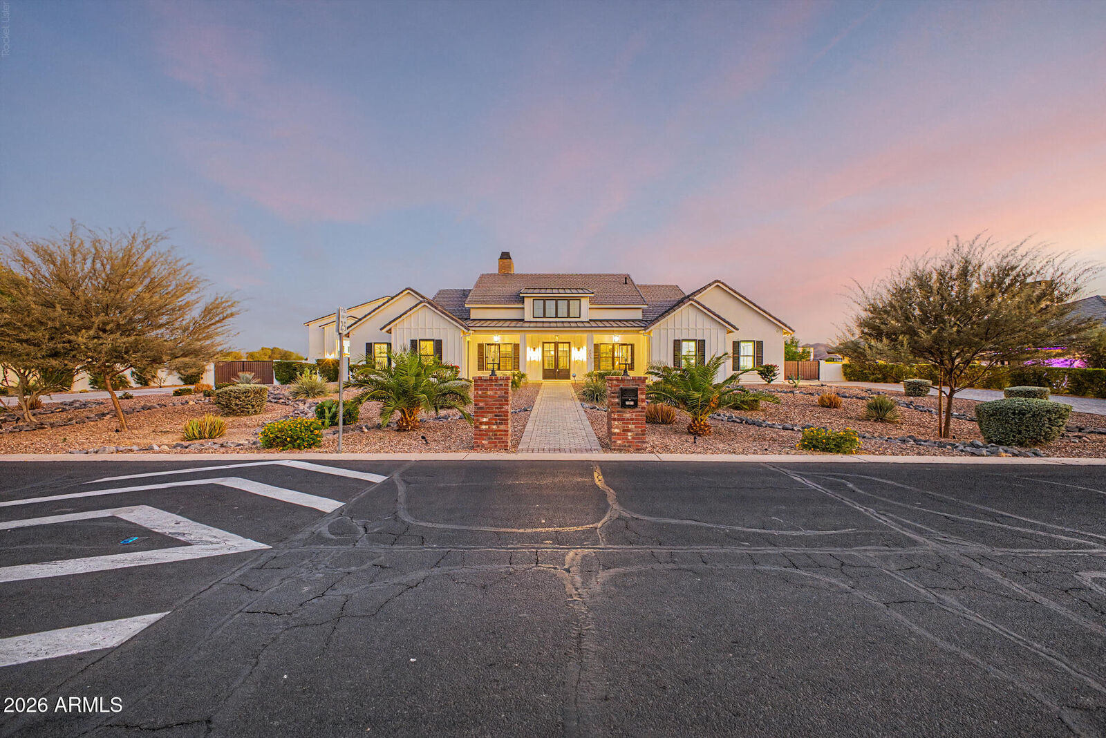 Property Photo: 21257 E Pegasus Parkway AZ 85142