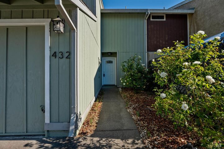 Property Photo:  432 Ford Street  CA 95482 