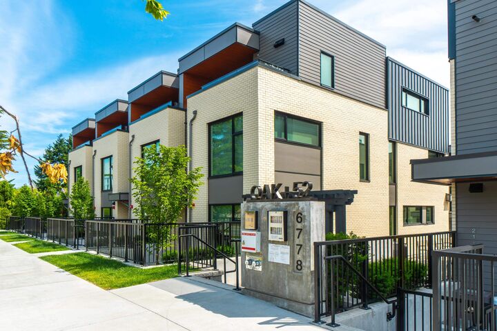 Property Photo: 6778 Oak Street 12 BC V6P 0L2