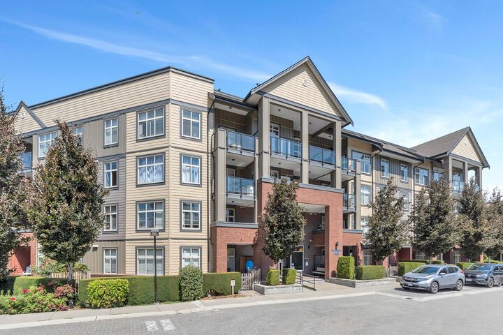 Property Photo: 2855 156 Street 510 BC V3Z 3Y3