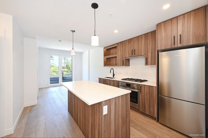 Property Photo:  6859 Cambie Street 207  BC V6P 3H1 