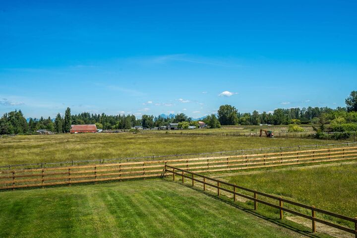 Property Photo: 19636 8 Avenue BC V2Z 1W1