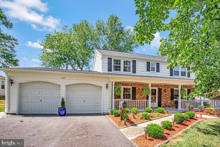 Property Photo:  1206 Pensive Lane  MD 20716 